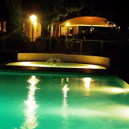 Campingplatz Les Sources 3*