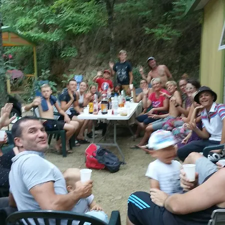 Campingplatz Les Sources 3*