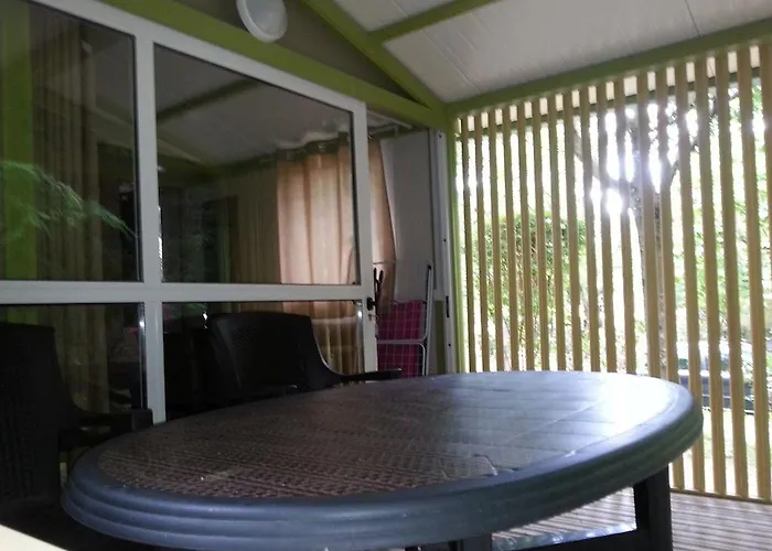 Les Sources Parque de Campismo